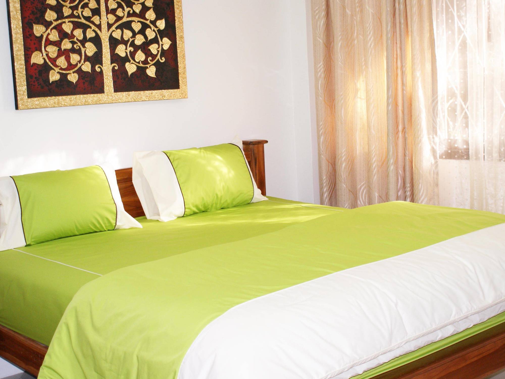 Tara Bed And Breakfast Kanchanaburi City Exterior photo